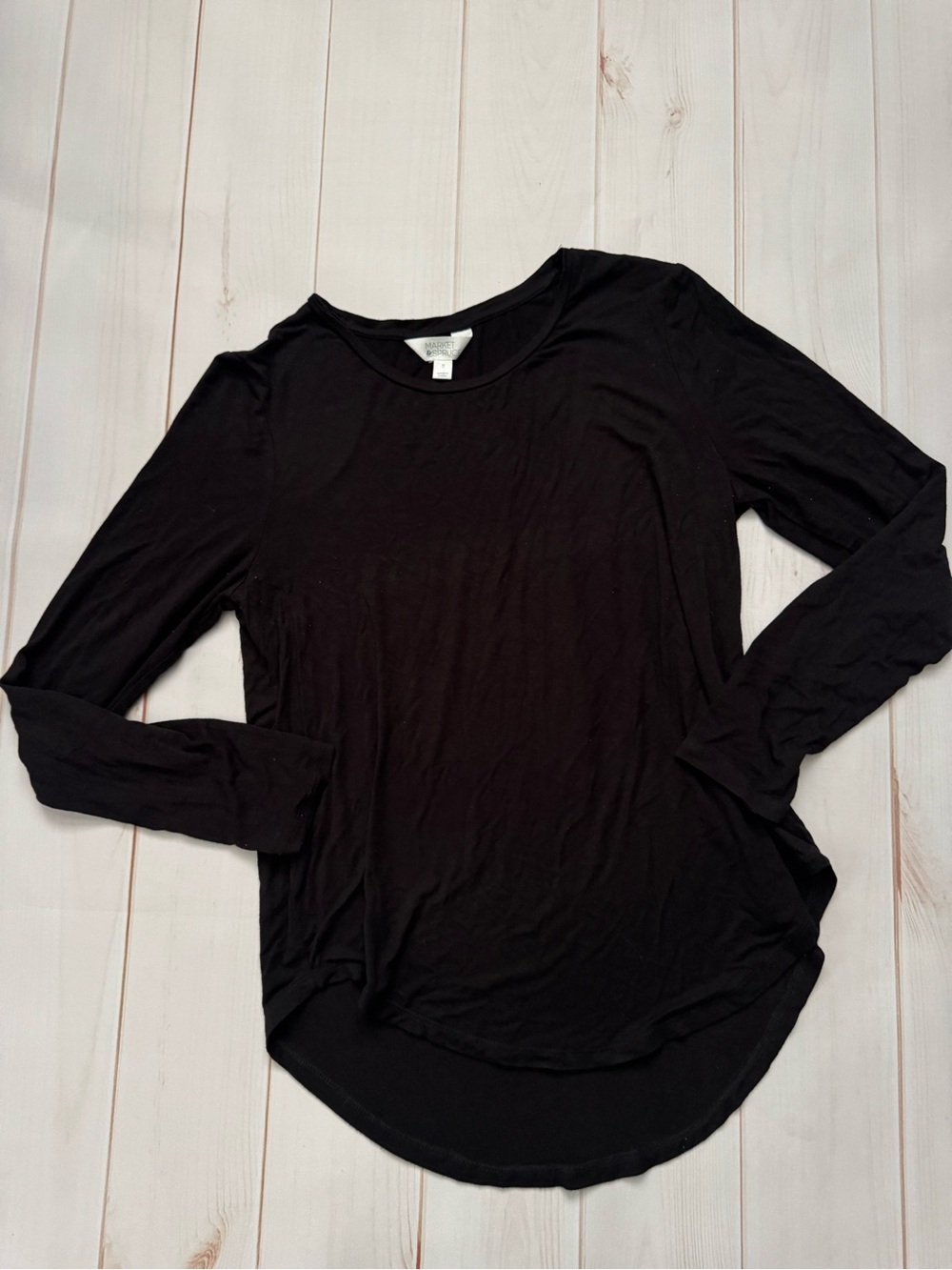 Market & Spruce Black Long Sleeve Tee